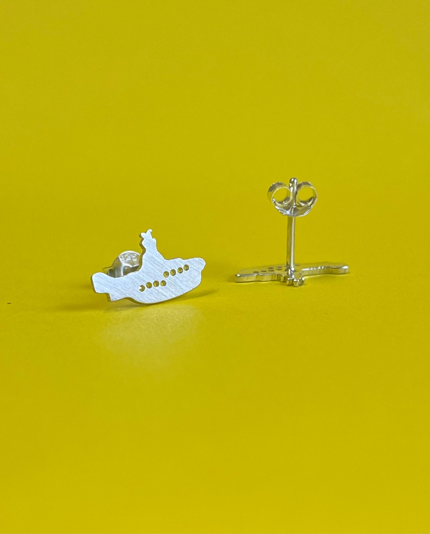 Yellow Submarine Earrings. Sterling Silver (925)