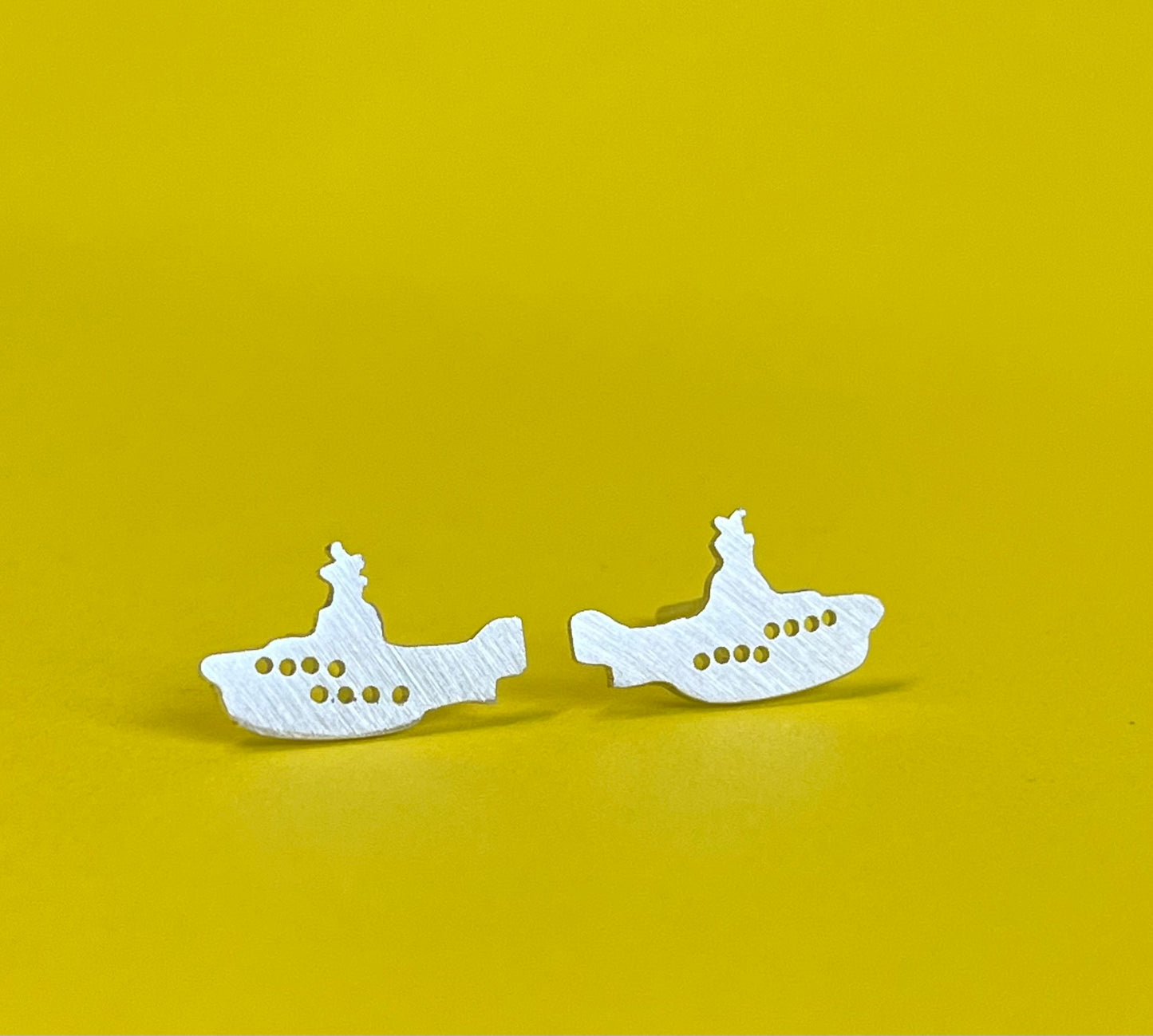 Yellow Submarine Earrings. Sterling Silver (925)