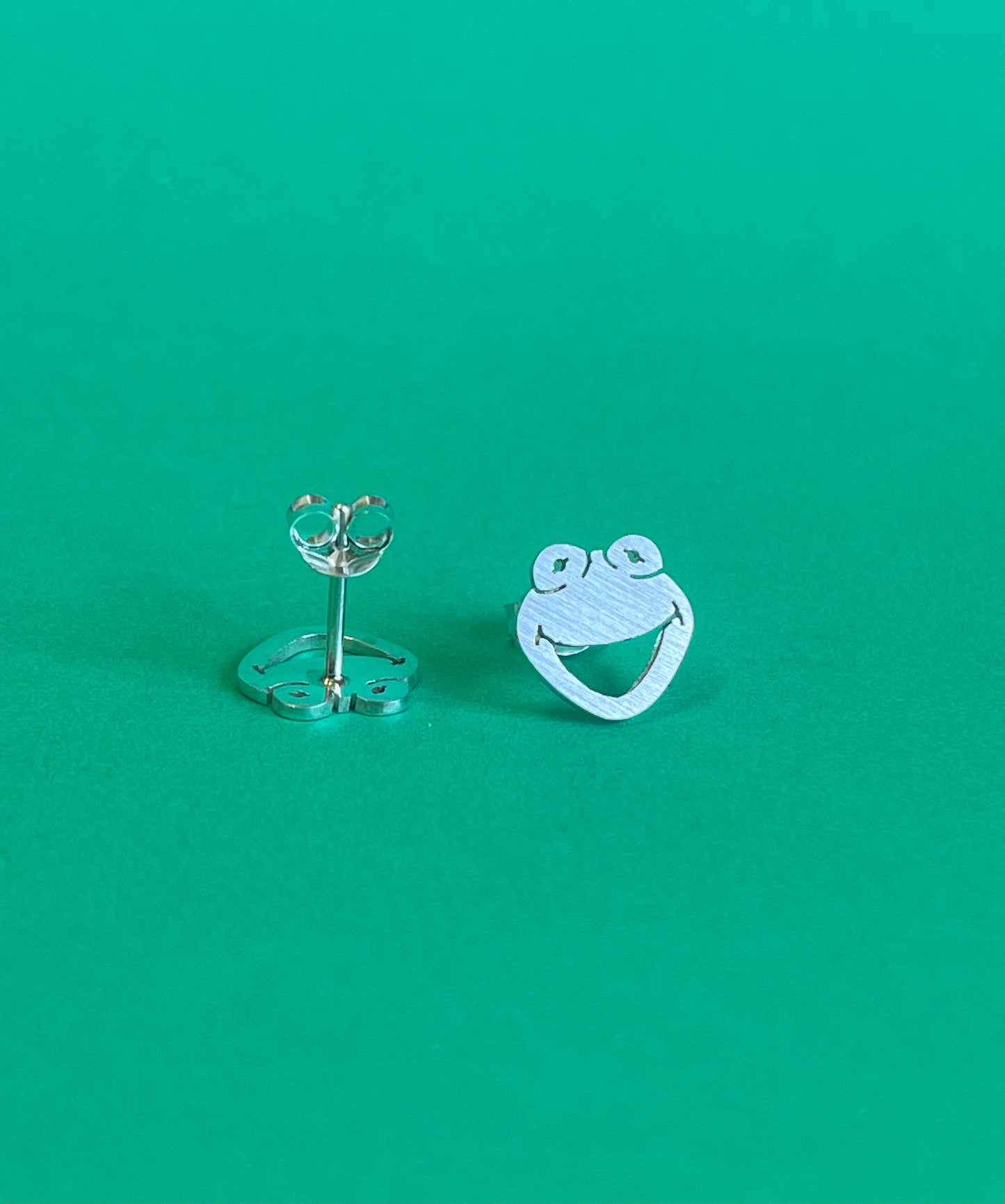 Kermit the Frog earrings. Sterling silver (925)